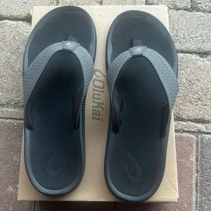 Olukai Ulele Sandals Brand New in Box